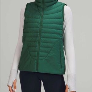 Lululemon Lightweight Relaxed-Fit Down Vest - Everglade Green - 12